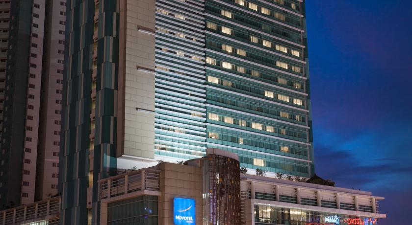 Novotel Jakarta Gajah Mada Eksteriør bilde