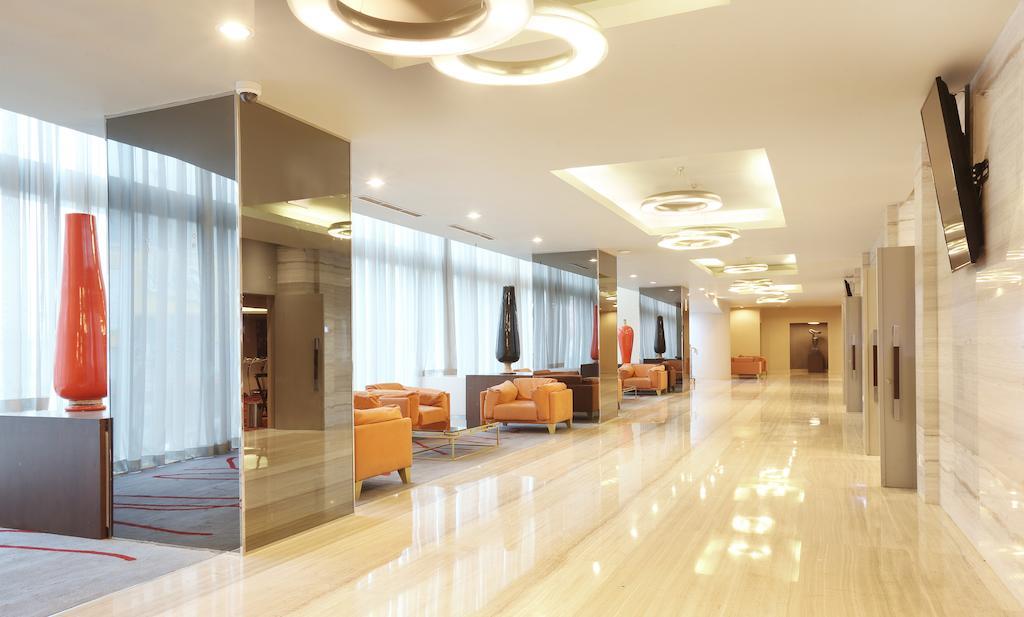 Novotel Jakarta Gajah Mada Eksteriør bilde
