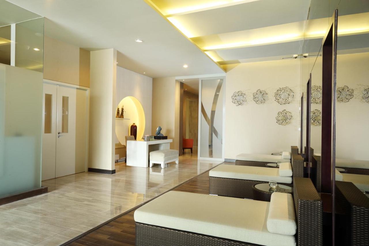 Novotel Jakarta Gajah Mada Eksteriør bilde